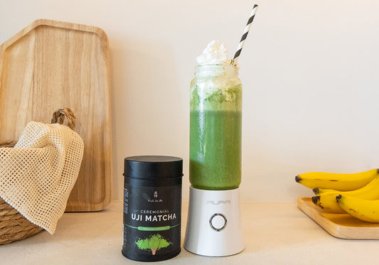 Best Matcha Latte Recipe in 8 Easy Steps | Aura Blender Recipe